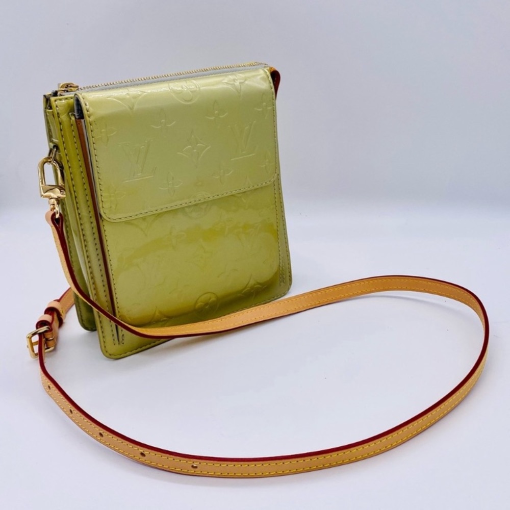 ๐๐GONE๐๐Louis Vuitton vernis - Picture 1 of 12